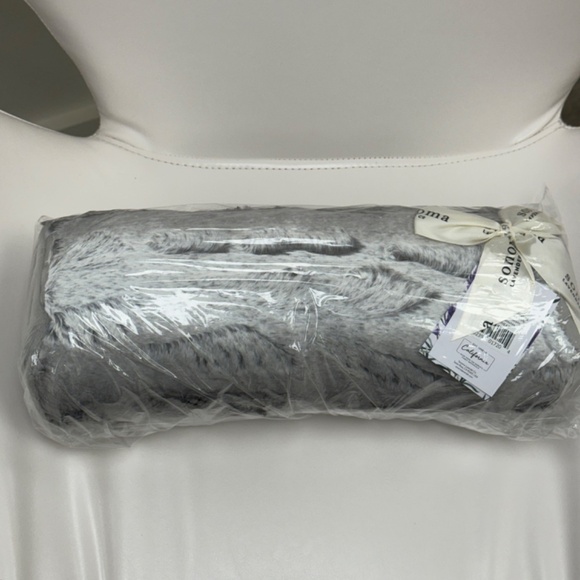 Sonoma Lavender Spa Bolster Roll Platinum Angora Grey Gray Silver Heatable NEW - Picture 1 of 16
